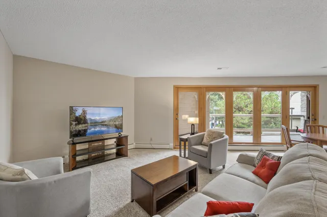 $185,000 | 14575 Burma Avenue West, Unit 205, Rosemount, MN 55068