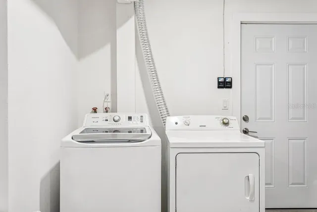 $3,700 | 8200 136th Street, Seminole, FL 33776