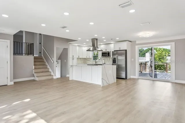 $3,700 | 8200 136th Street, Seminole, FL 33776