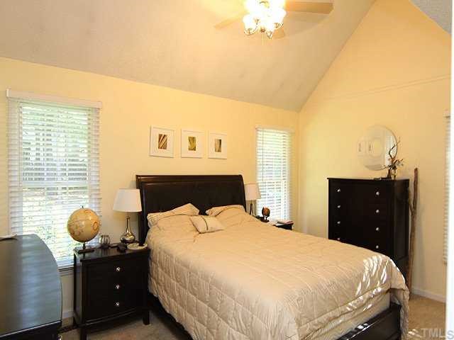 5277 Fairmead Circle Raleigh, NC 27613 - Photo 7 of 12