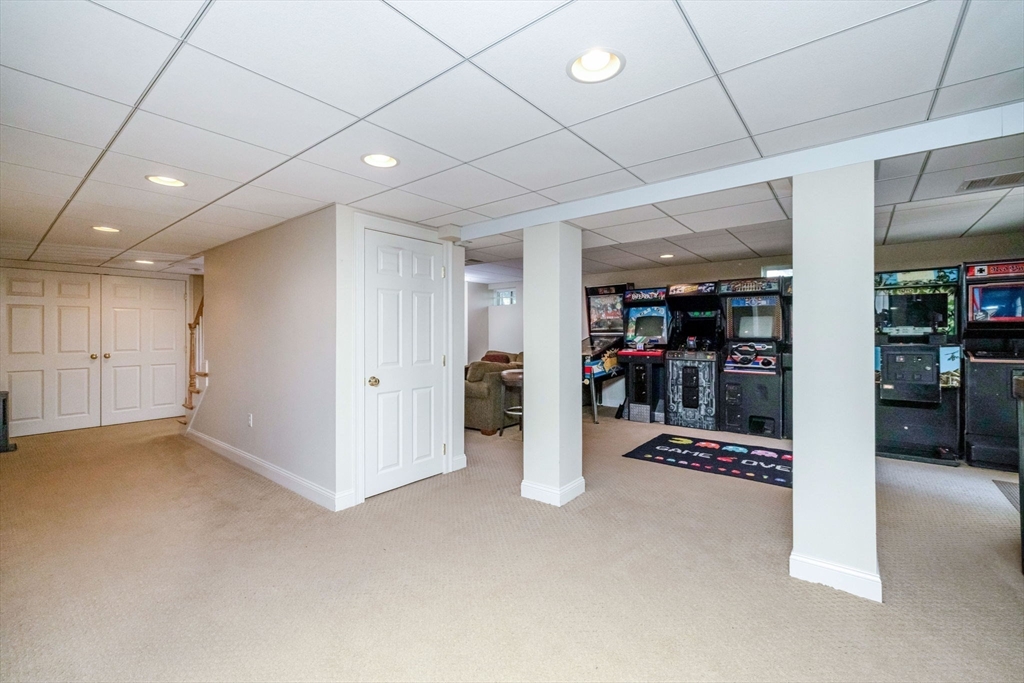 42 Coach Road North Attleboro, MA 02760 - Photo 29 of 42