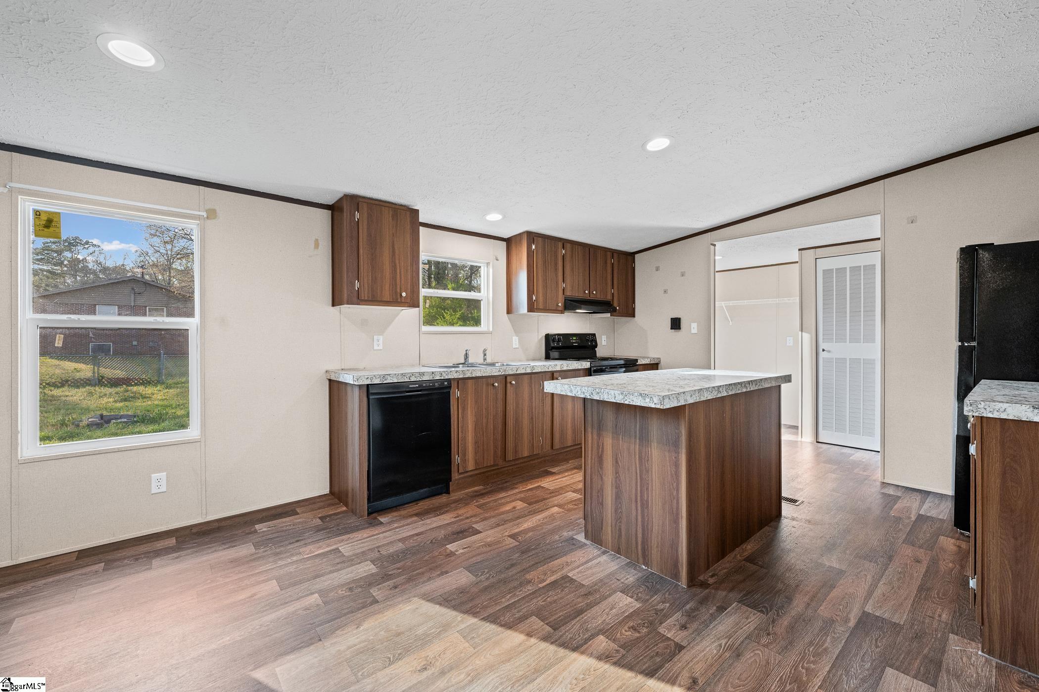 2231 Westminster Highway Walhalla, SC 29691 - Photo 14 of 38