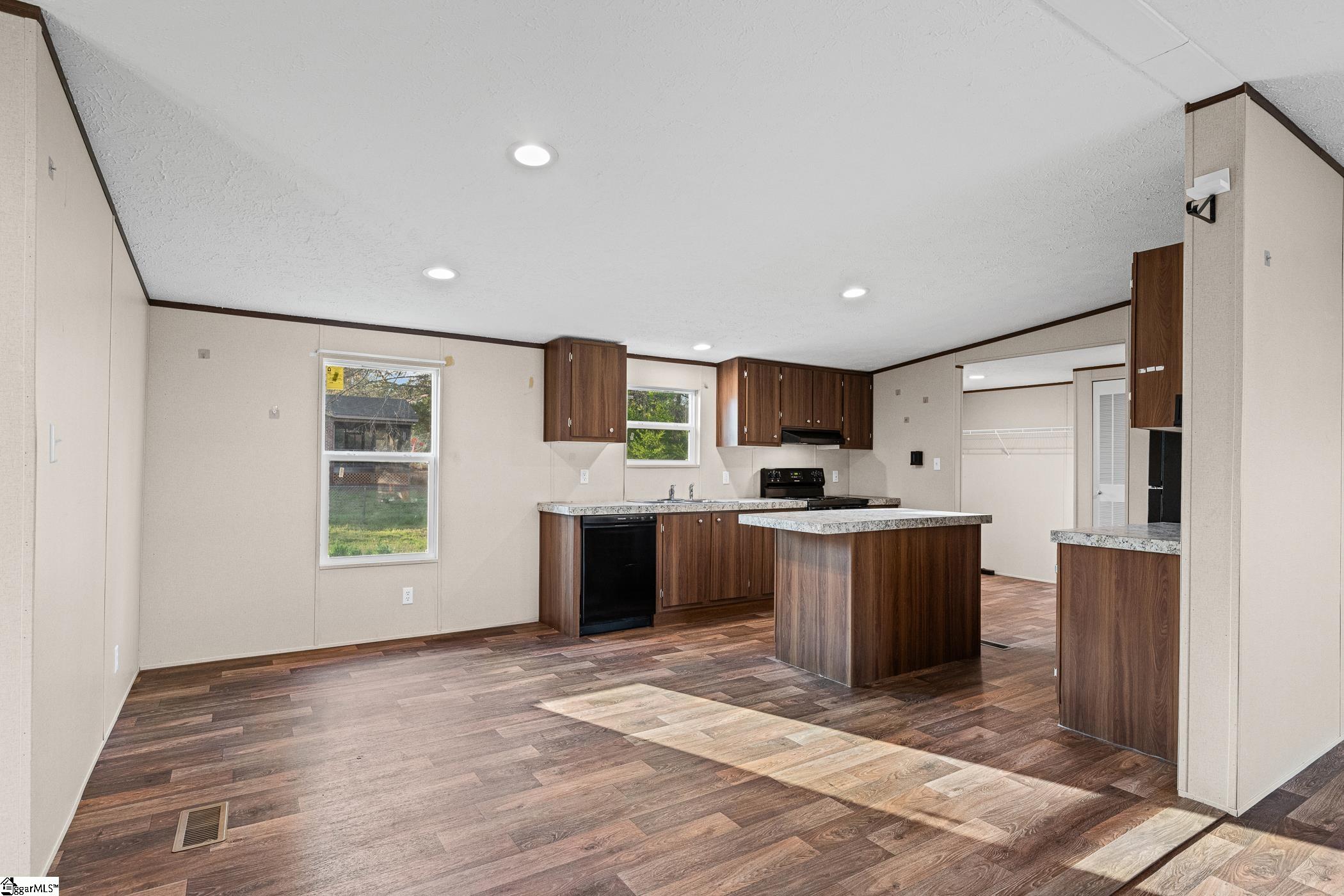 2231 Westminster Highway Walhalla, SC 29691 - Photo 21 of 38