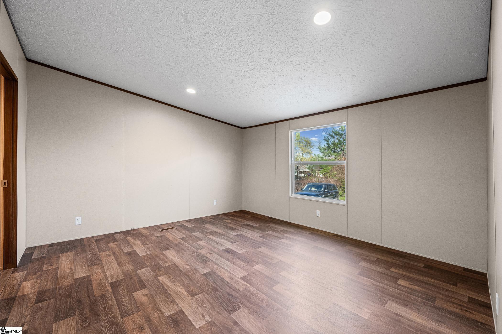 2231 Westminster Highway Walhalla, SC 29691 - Photo 6 of 38