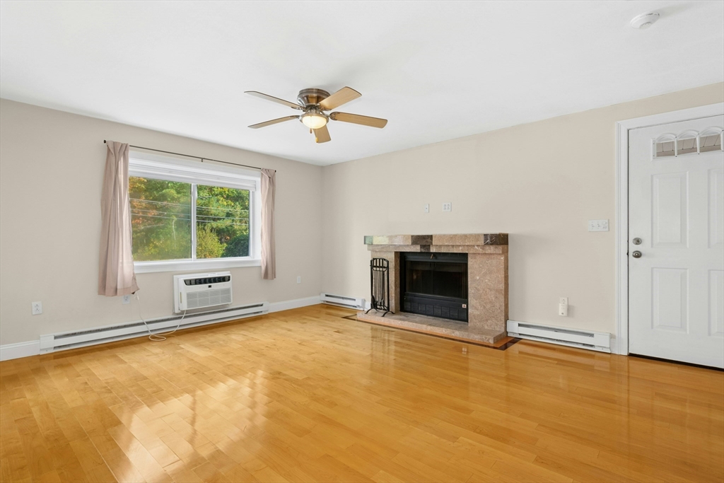 10 Erick Road, Unit 34 Mansfield, MA 02048 - Photo 3 of 24 Gallery Image 3