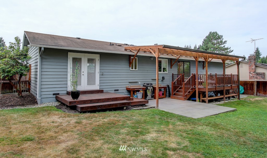 2211 178th Street Southeast Bothell, WA 98012 - Photo 13 of 22