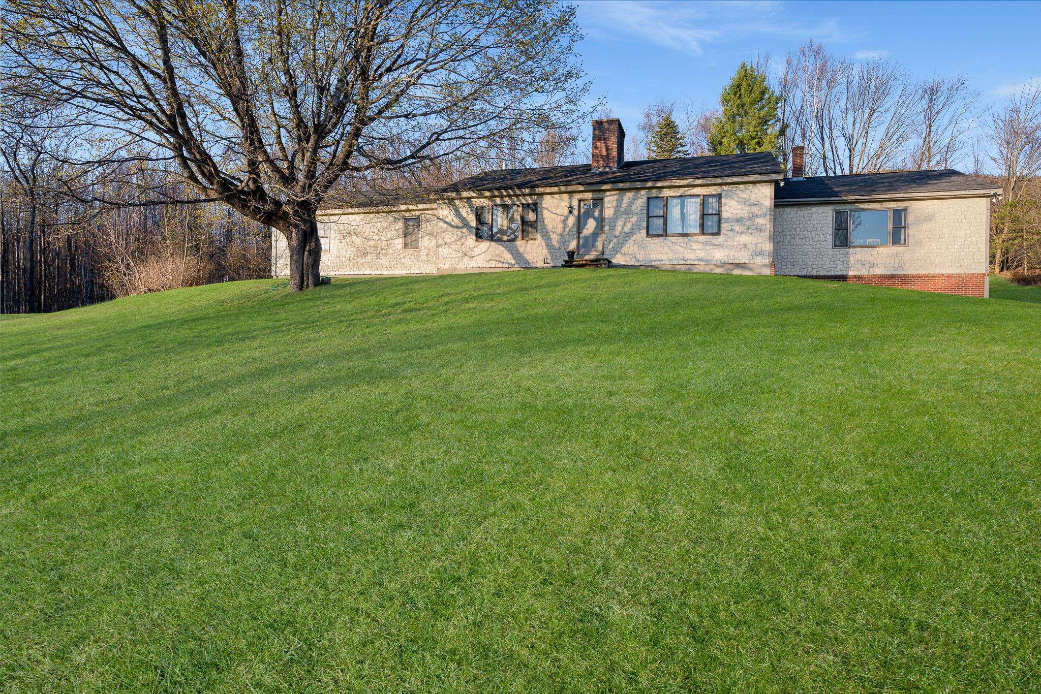 68 Rowell Road Lancaster, NH 03584 - Photo 2 of 59