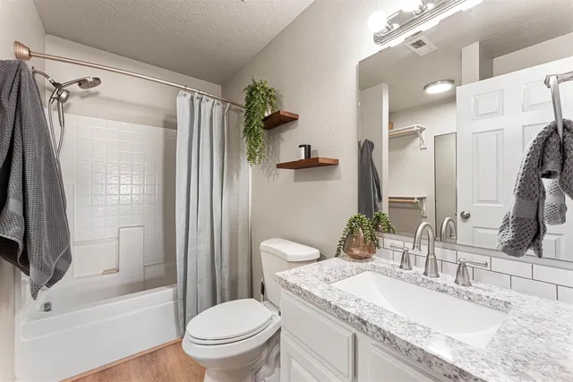 $365,000 | 212 Forest Park Way, Caldwell, ID 83605