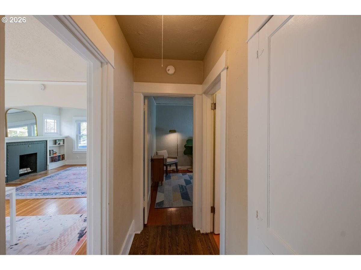 1905 Southeast Division Street Portland, OR 97214 - Photo 20 of 47