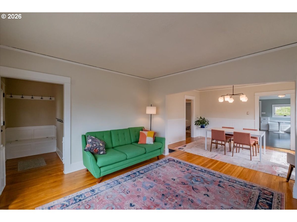 1905 Southeast Division Street Portland, OR 97214 - Photo 5 of 47