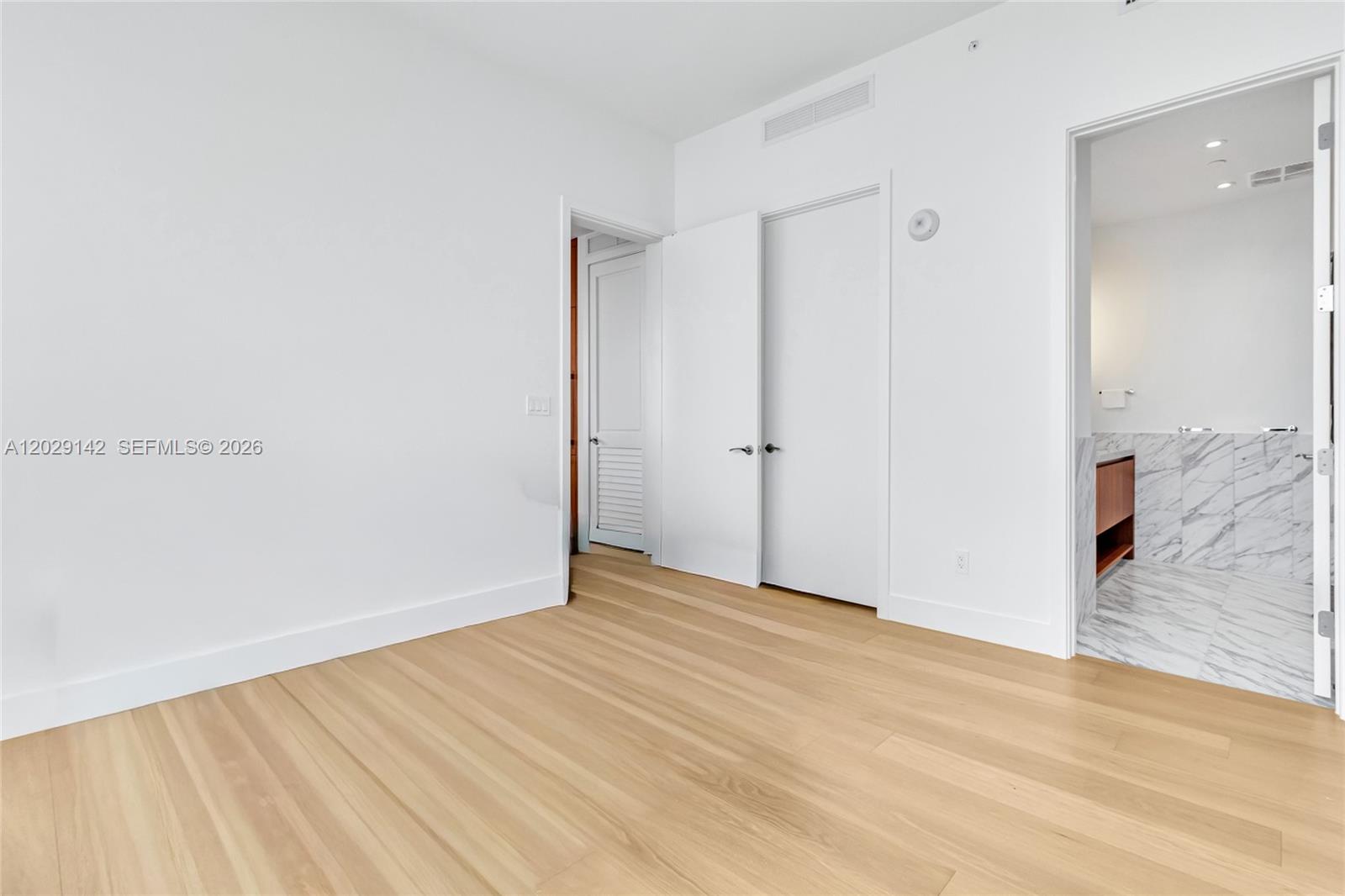 175 Southeast 25th Road, Unit 1103 Miami, FL 33129 - Photo 22 of 31