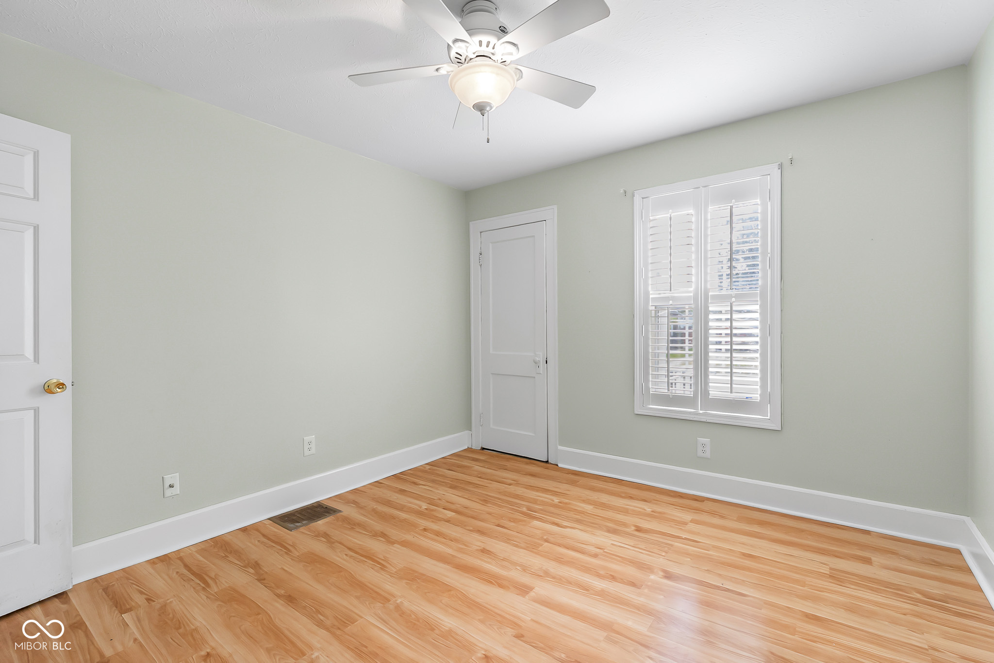 2103 Gilmore Street Columbus, IN 47201 - Photo 14 of 28