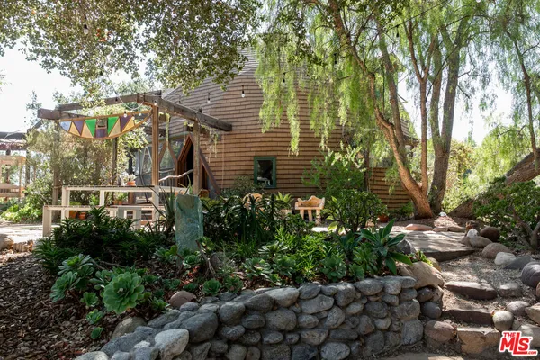 $11,000 | 20269 Croydon Lane, Topanga, CA 90290