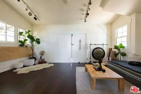 $11,000 | 20269 Croydon Lane, Topanga, CA 90290