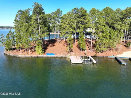 $990,000 | 105 Mace Point, Seven Lakes, NC 27376
