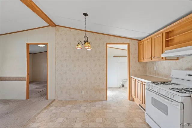 $74,900 | 423 Mountain Ash, Hopewell, NY 14424