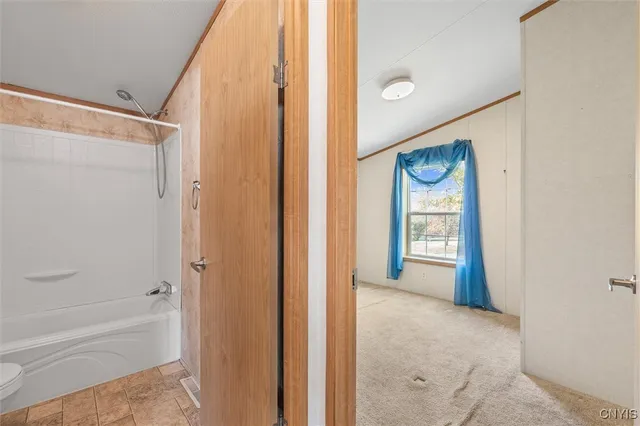 $74,900 | 423 Mountain Ash, Hopewell, NY 14424