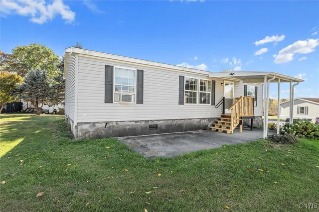 $74,900 | 423 Mountain Ash, Hopewell, NY 14424