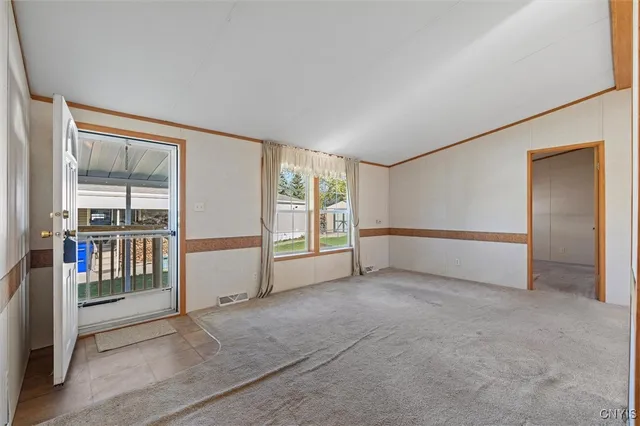 $74,900 | 423 Mountain Ash, Hopewell, NY 14424