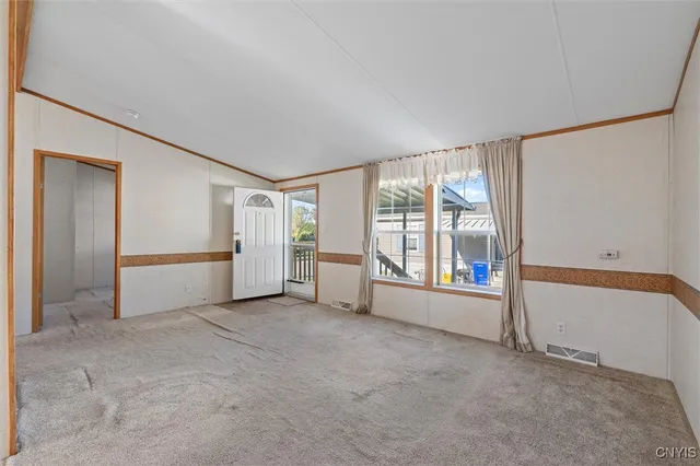 $74,900 | 423 Mountain Ash, Hopewell, NY 14424