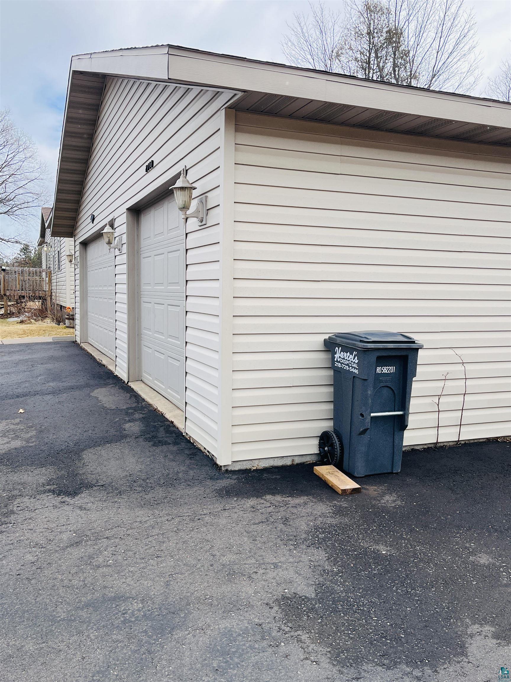 2718 Morris Thomas Road Duluth, MN 55811 - Photo 3 of 27 View of detached garage