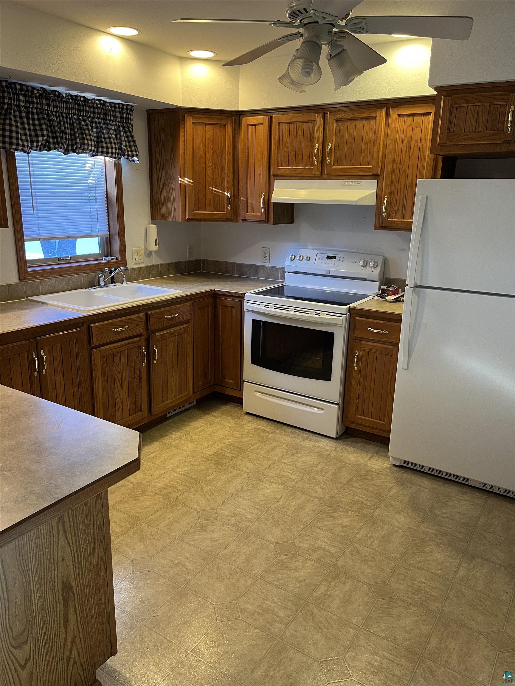 2718 Morris Thomas Road Duluth, MN 55811 - Photo 4 of 27 Gallery Image 4
