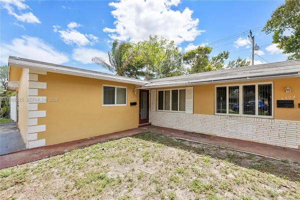 $2,800 | 5320 Northwest 15th Court, Unit A, Lauderhill, FL 33313