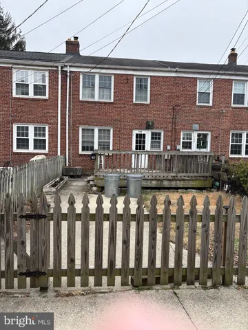 $2,700 | 146 Dumbarton Road, Baltimore, MD 21212