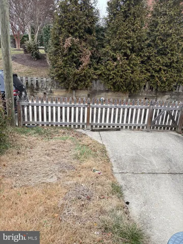 $2,700 | 146 Dumbarton Road, Baltimore, MD 21212