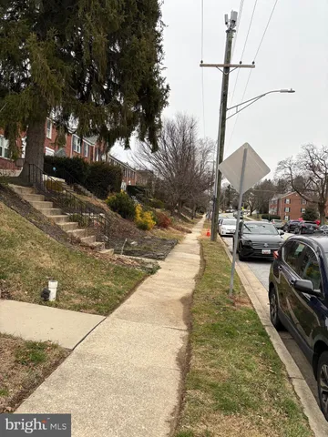 $2,700 | 146 Dumbarton Road, Baltimore, MD 21212