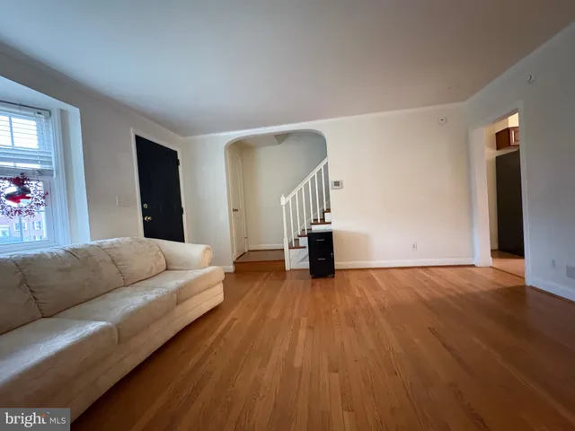 $2,700 | 146 Dumbarton Road, Baltimore, MD 21212