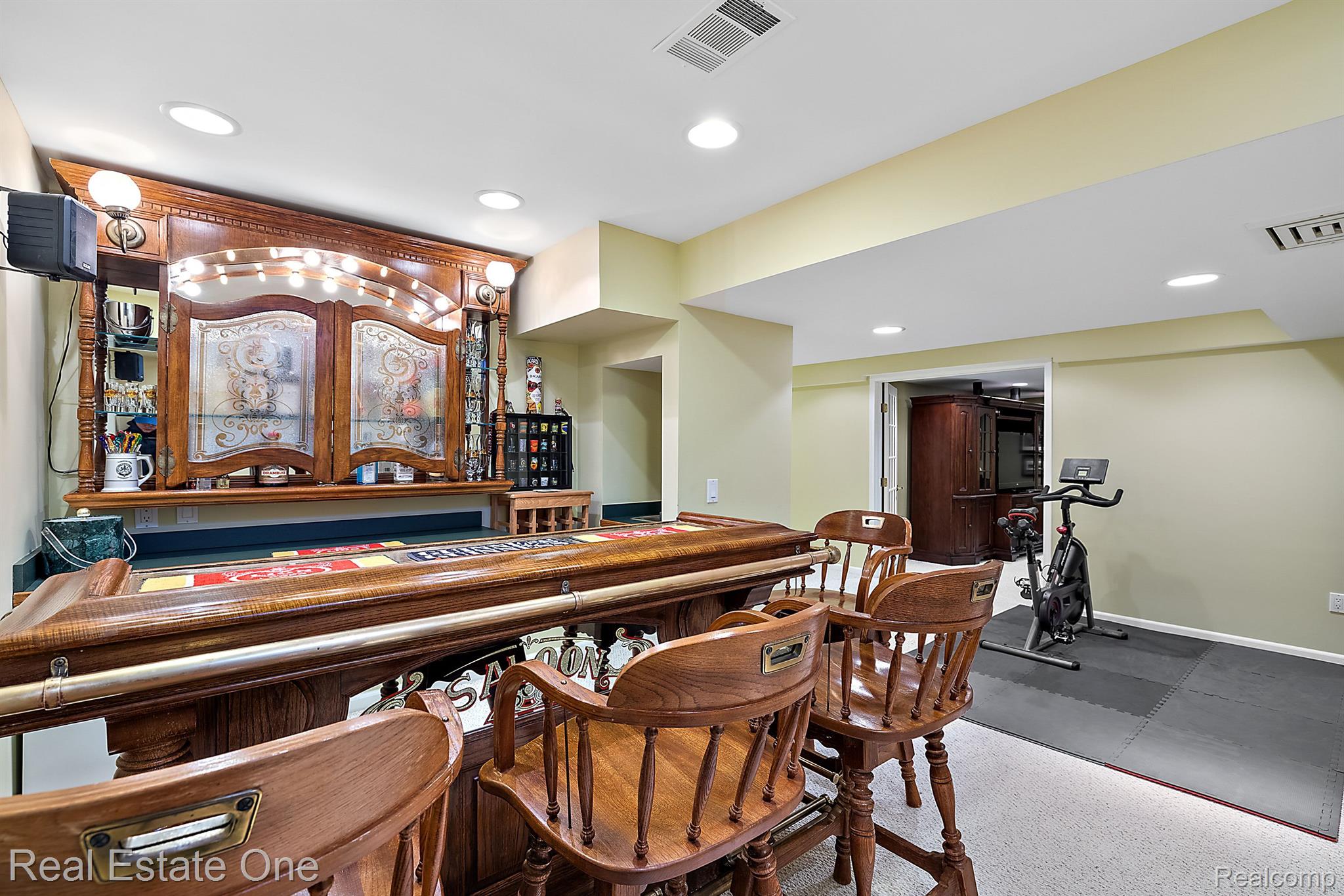 1276 Pembroke Drive Rochester, MI 48307 - Photo 35 of 49 Gallery Image 35