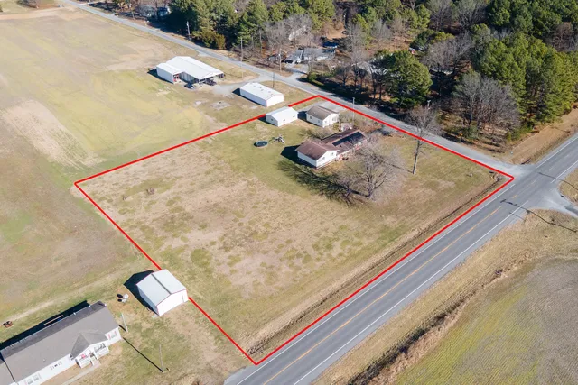 $295,000 | 14961 Laminack Road, Carterville, IL 62918