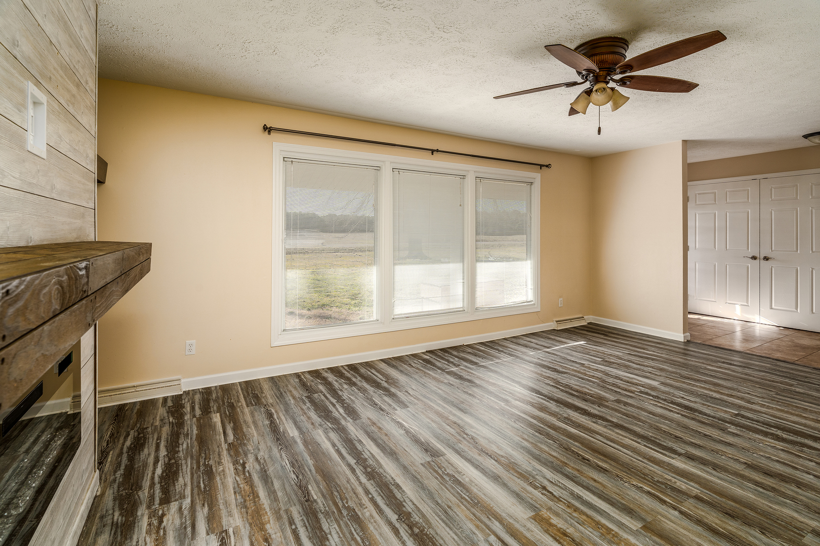 14961 Laminack Road Carterville, IL 62918 - Photo 7 of 46