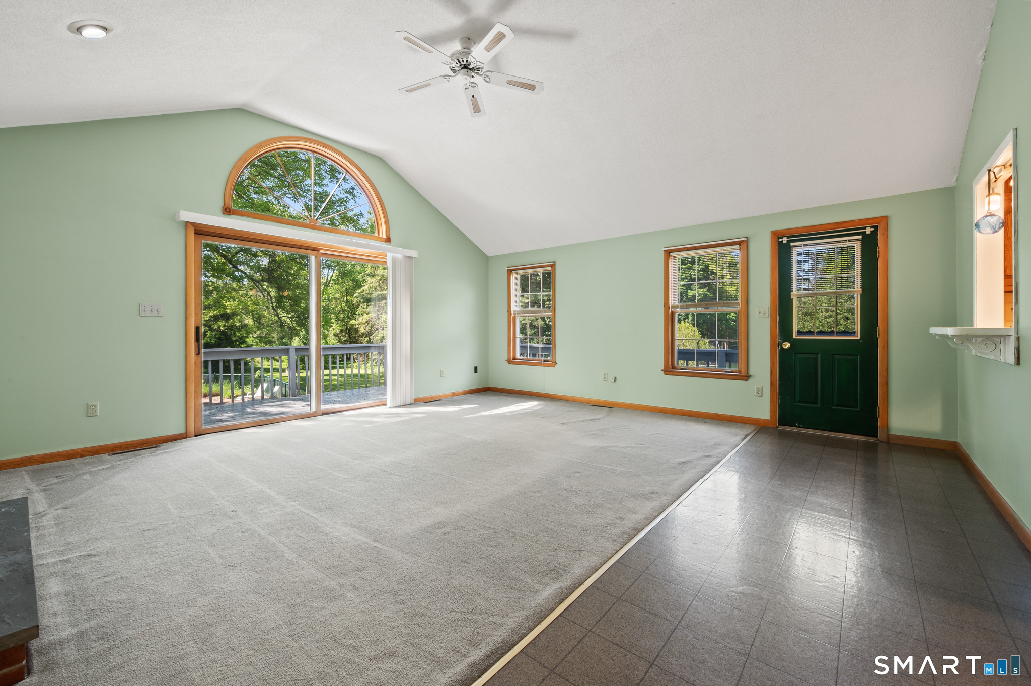 10 Susan Road Vernon, CT 06066 - Photo 12 of 40