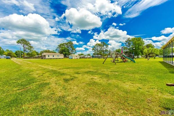 $330,000 | 522 A Back Project Road, Schriever, LA 70395