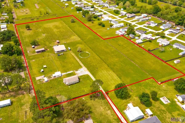 $330,000 | 522 A Back Project Road, Schriever, LA 70395