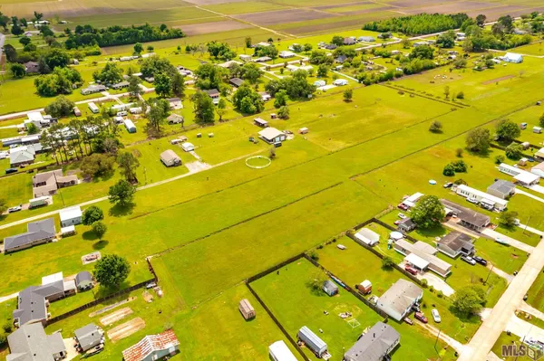 $330,000 | 522 A Back Project Road, Schriever, LA 70395