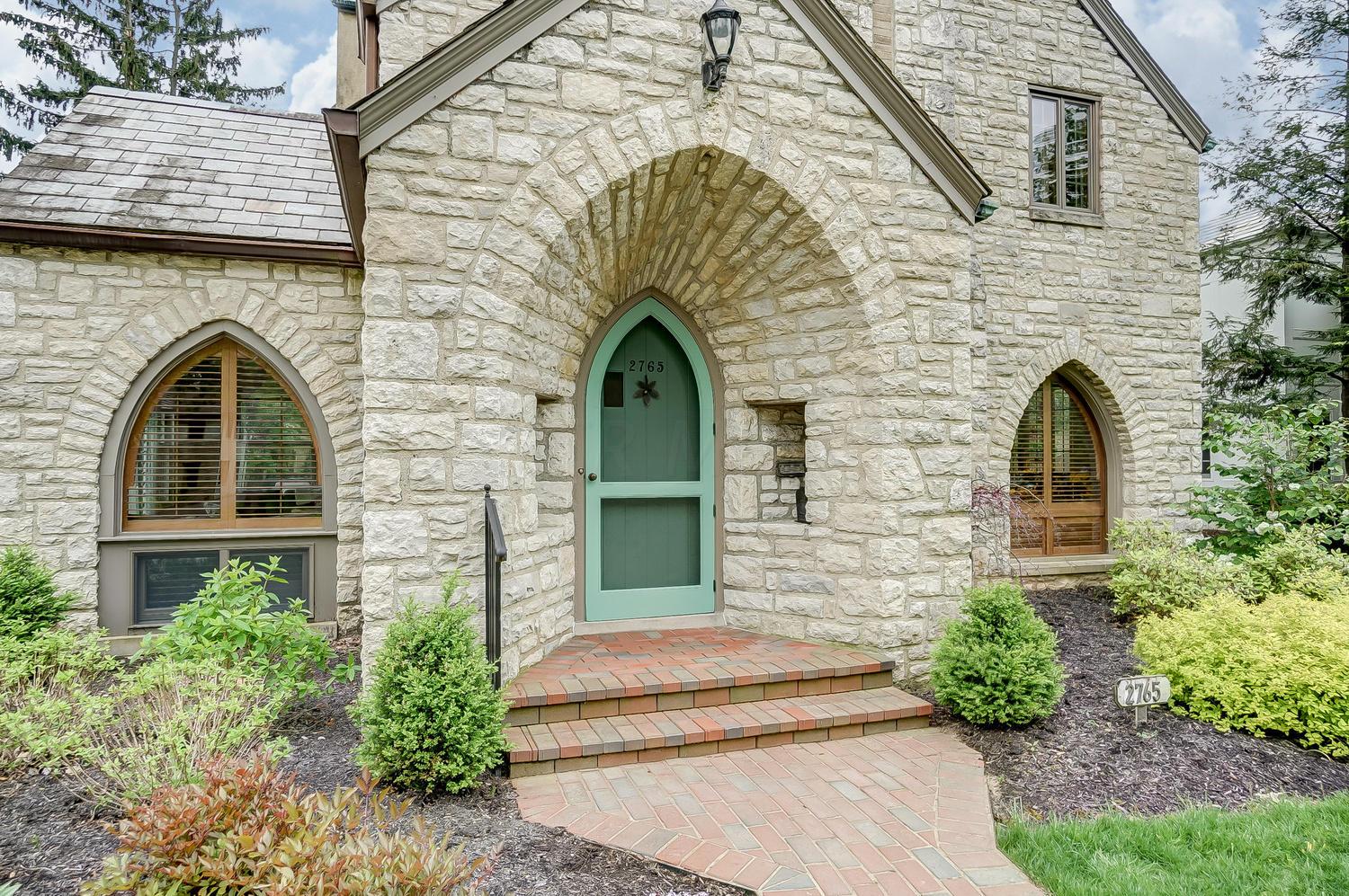 2765 Bexley Park Road Columbus, OH 43209 - Photo 2 of 69