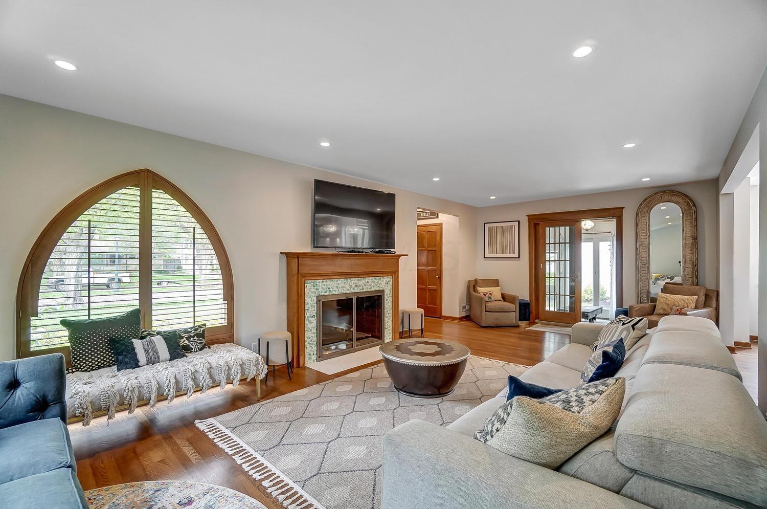 2765 Bexley Park Road Columbus, OH 43209 - Photo 4 of 69