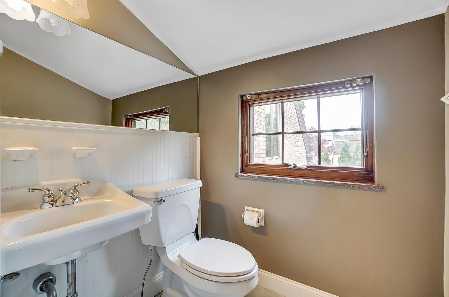 2765 Bexley Park Road Columbus, OH 43209 - Photo 45 of 69