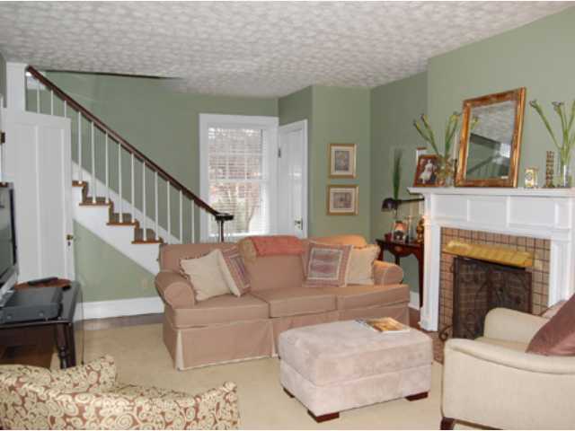181 Acton Road Columbus, OH 43214 - Photo 2 of 13 Gallery Image 2