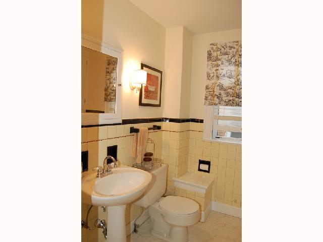 181 Acton Road Columbus, OH 43214 - Photo 9 of 13 Gallery Image 9