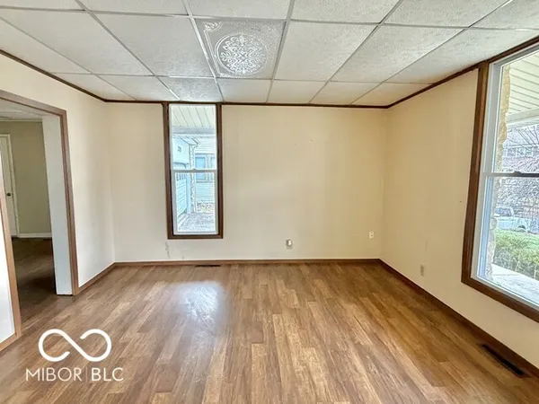 $77,500 | 320 Bundy Avenue, New Castle, IN 47362
