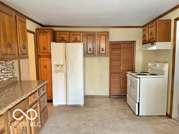 $77,500 | 320 Bundy Avenue, New Castle, IN 47362
