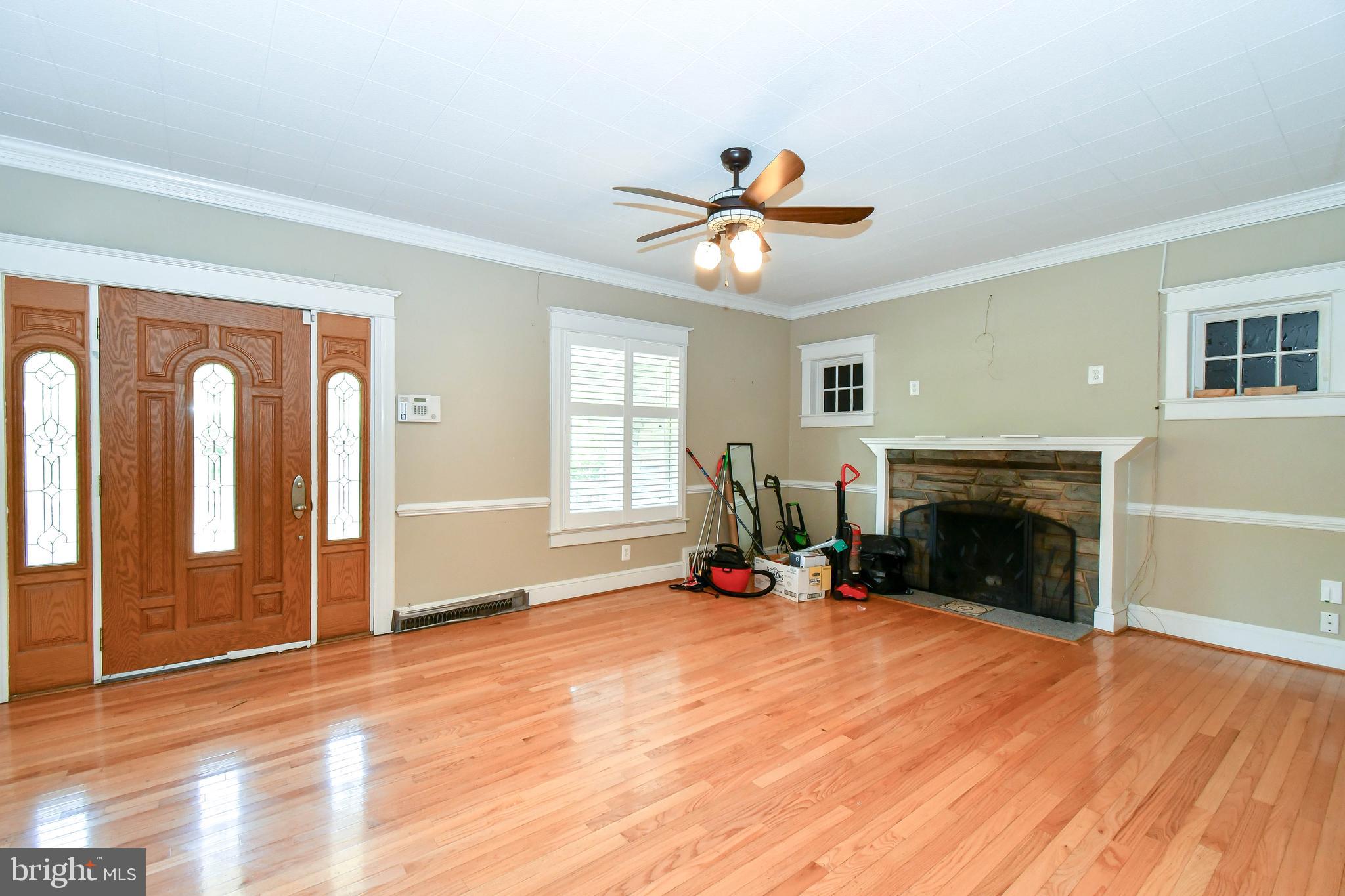 3133 South Glebe Road Arlington, VA 22202 - Photo 2 of 21