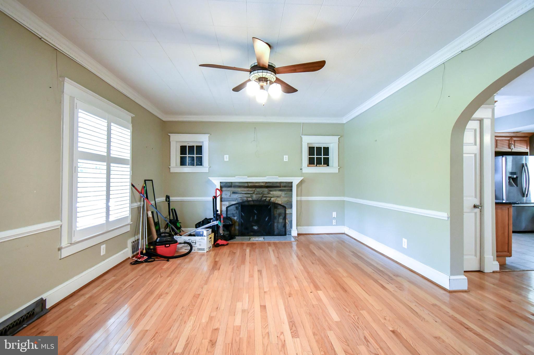 3133 South Glebe Road Arlington, VA 22202 - Photo 3 of 21
