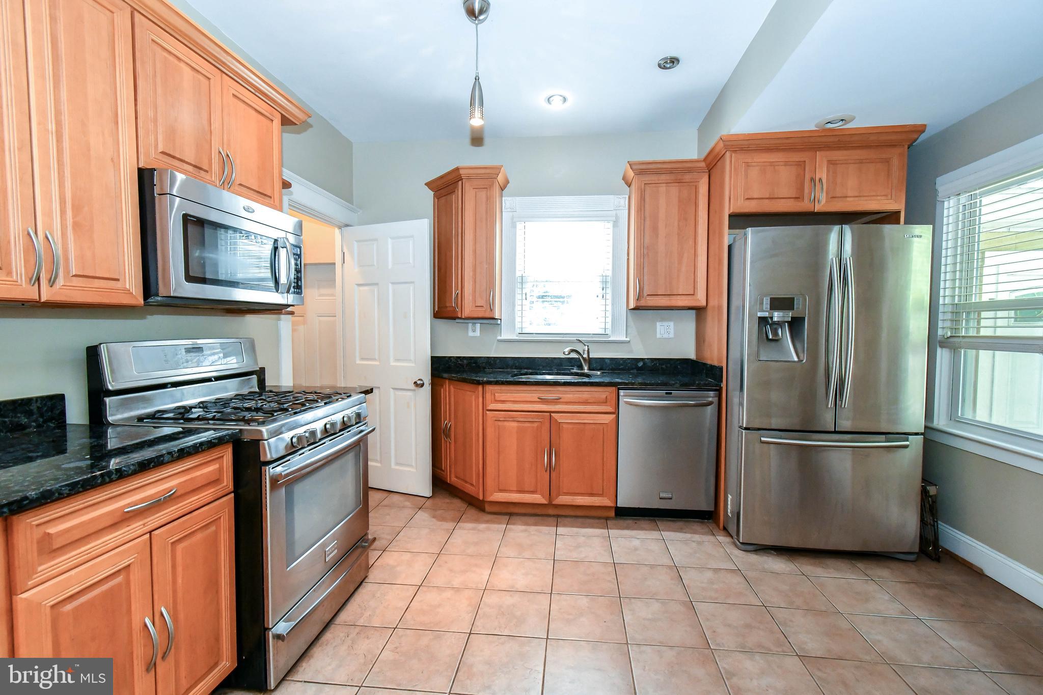 3133 South Glebe Road Arlington, VA 22202 - Photo 9 of 21