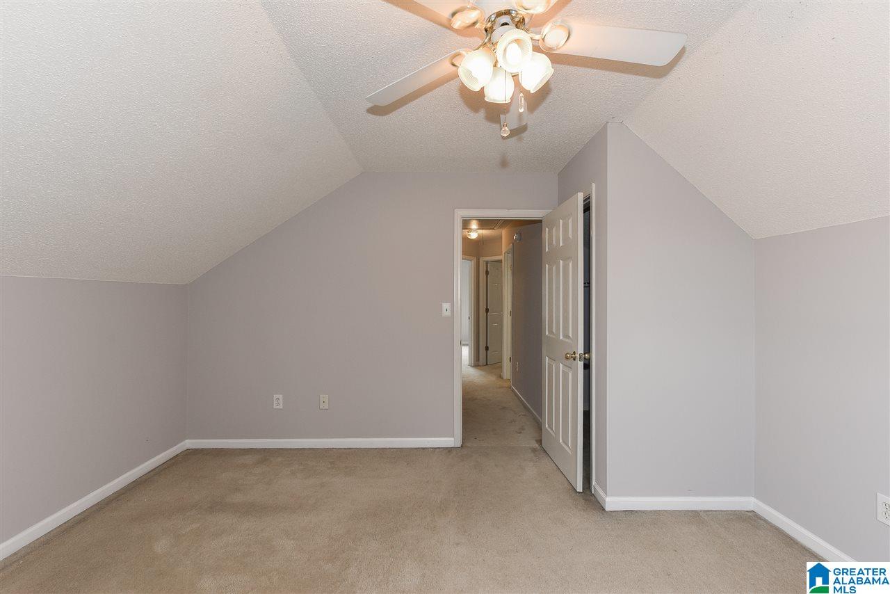 160 Lake Terrace Alabaster, AL 35007 - Photo 31 of 36