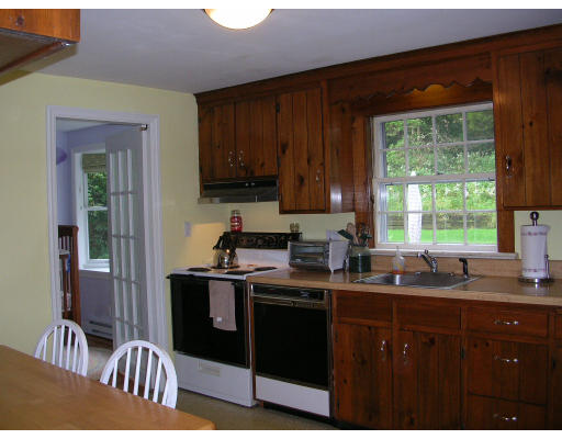 15 Winslow Road Sharon, MA 02067 - Photo 13 of 22 Gallery Image 13